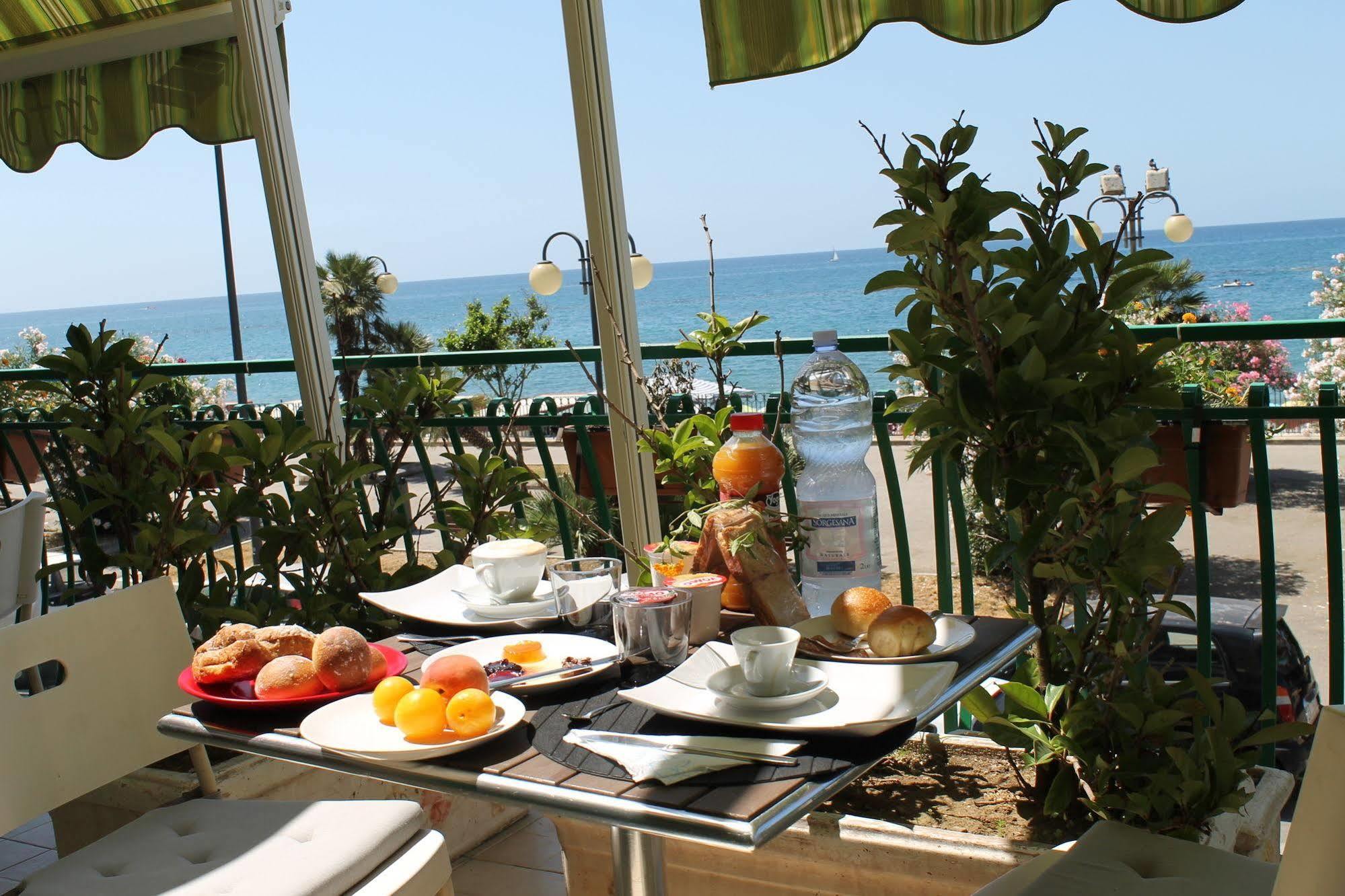 B&B Salerno In Exterior foto